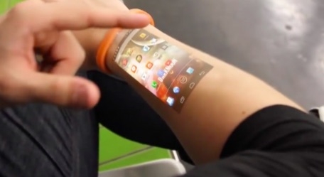 直接在手臂上玩手機？科技產(chǎn)品設(shè)計